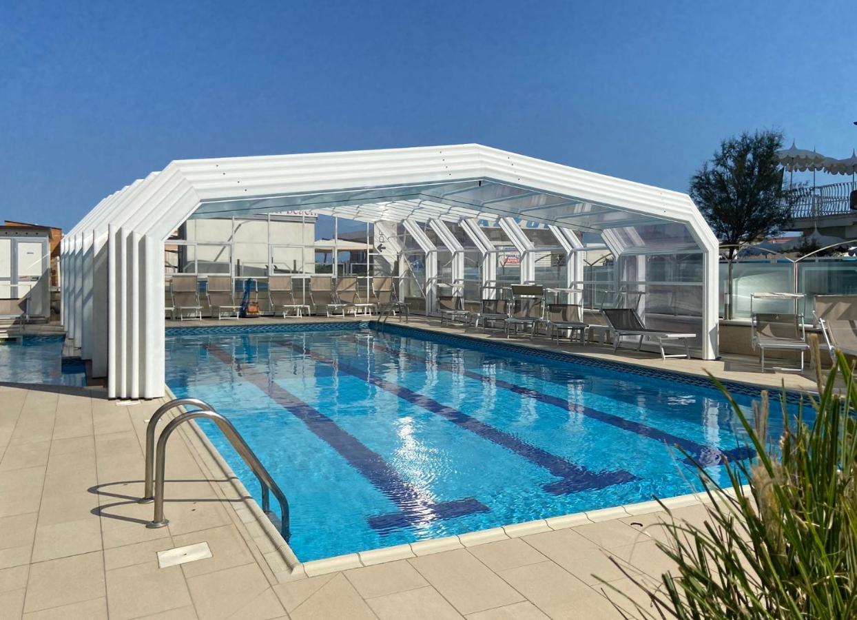 Hotel Solemare Milano Marittima Exterior foto